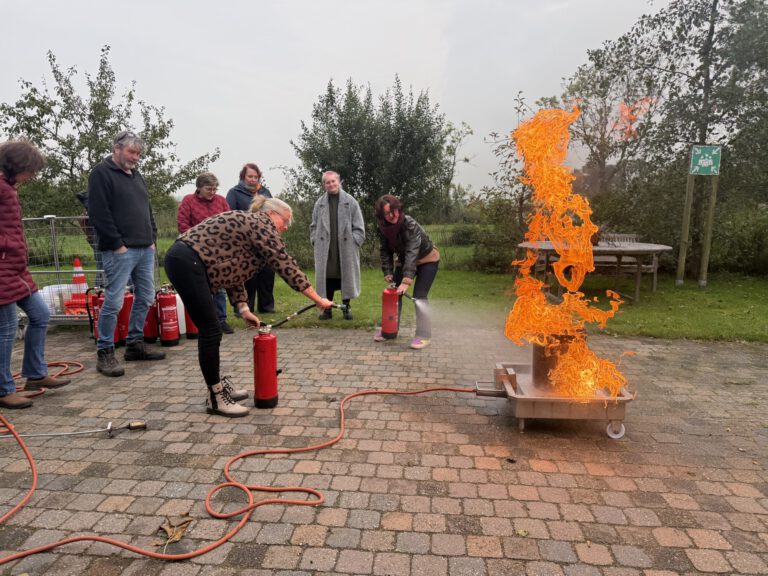 Heißer Praxistest für unsere Brandschutzhelfenden